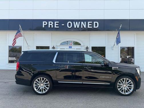 Onyx Black 2025 GMC Yukon XL Denali
