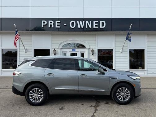 2023 Buick Enclave Essence