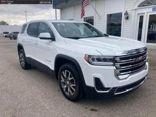 Summit White 2022 GMC Acadia SLE