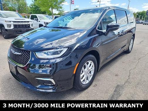 2023 Chrysler Pacifica Touring-L