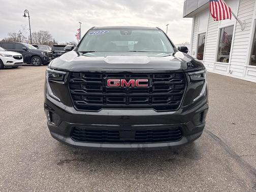 2024 GMC Acadia Elevation