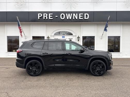 2024 GMC Acadia Elevation