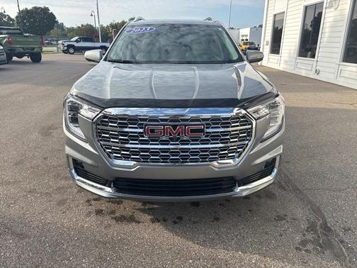 2023 GMC Terrain Denali