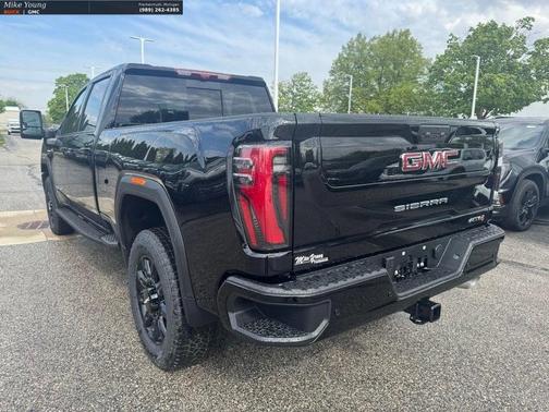 Onyx Black 2026 GMC Sierra 2500 AT4