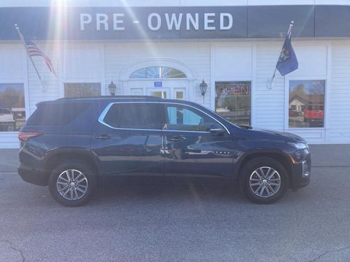 Northsky Blue Metallic 2023 Chevrolet Traverse LT Cloth