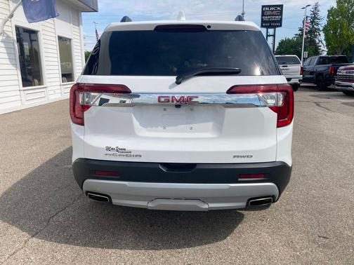 Summit White 2023 GMC Acadia SLE