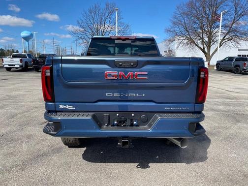 2025 GMC Sierra 2500 Denali