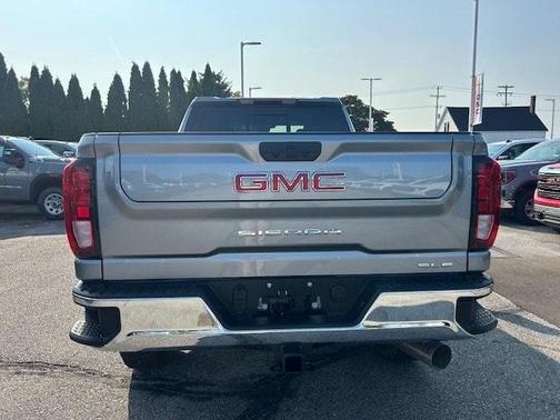 2026 GMC Sierra 2500 SLE