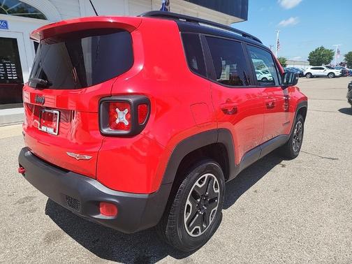 2016 Jeep Renegade Trailhawk