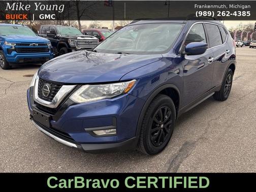 2020 Nissan Rogue SV