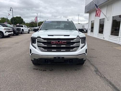 2023 GMC Sierra 1500 SLE