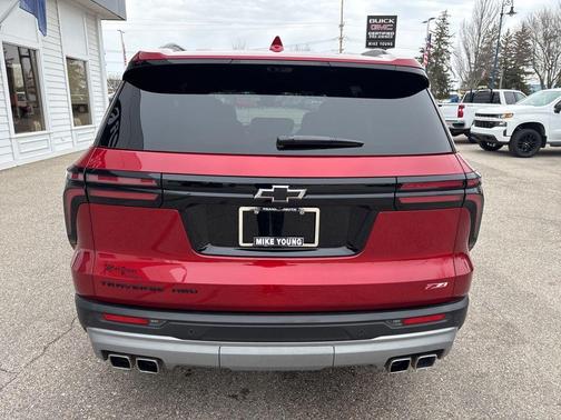 Radiant Red 2024 Chevrolet Traverse Z71