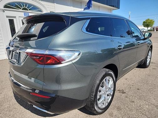 2023 Buick Enclave Premium
