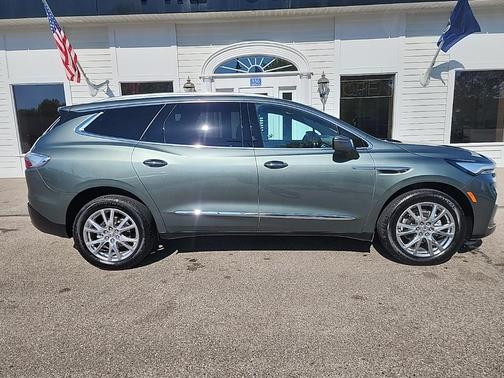 2023 Buick Enclave Premium