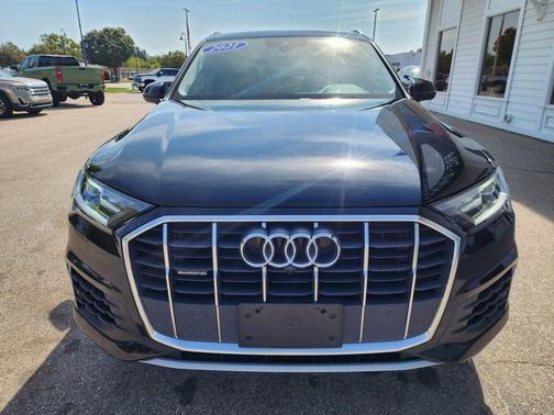 2021 Audi Q7 55 Premium Plus