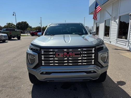 2023 GMC Canyon Denali