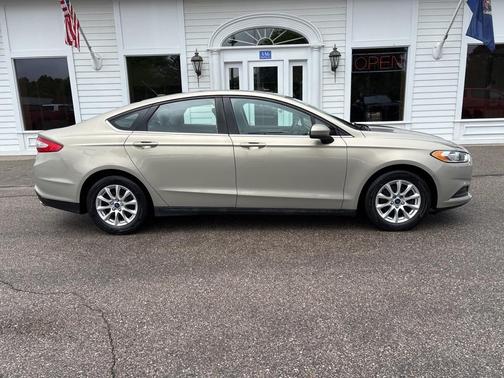 2015 Ford Fusion S