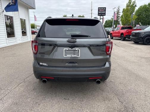 2017 Ford Explorer sport