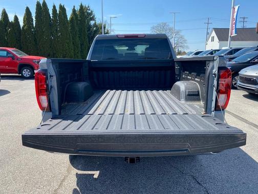 2025 GMC Sierra 1500 SLE