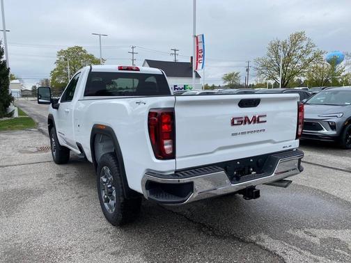 2025 GMC Sierra 2500 SLE