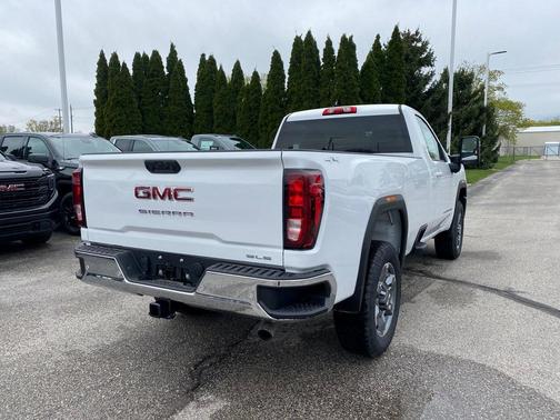 2025 GMC Sierra 2500 SLE