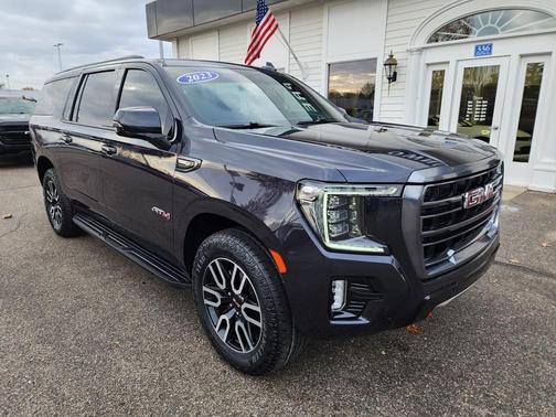 2023 GMC Yukon XL AT4