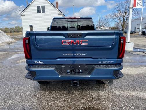 2025 GMC Sierra 2500 Denali