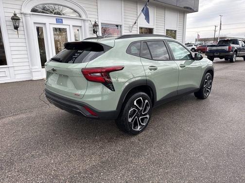 Green 2024 Chevrolet Trax 2RS