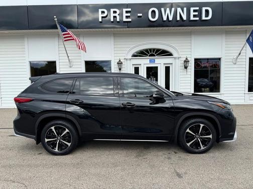 2021 Toyota Highlander XSE