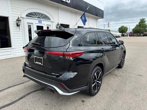 2021 Toyota Highlander XSE