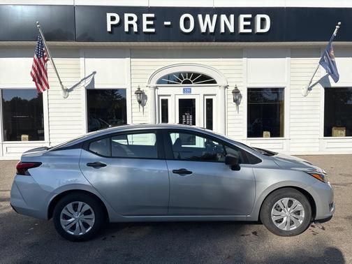2025 Nissan Versa S