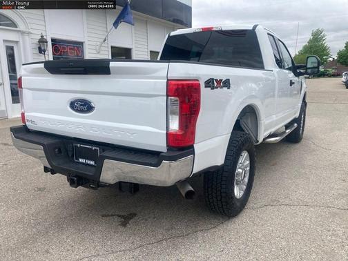 White 2019 Ford F-250 XL