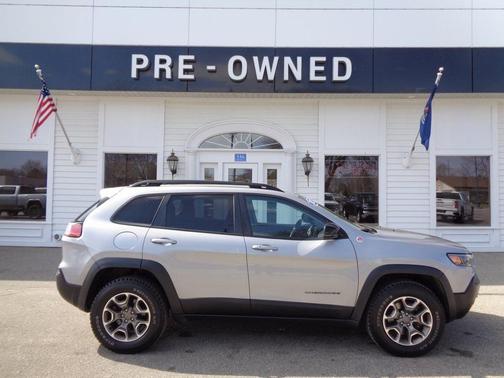 2022 Jeep Cherokee Trailhawk