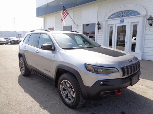 2022 Jeep Cherokee Trailhawk