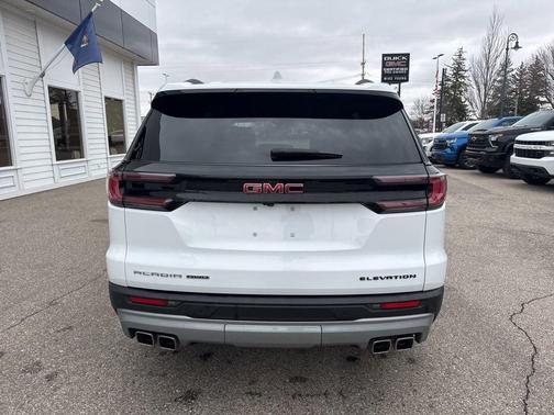 2024 GMC Acadia Elevation