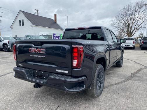 2025 GMC Sierra 1500 Elevation