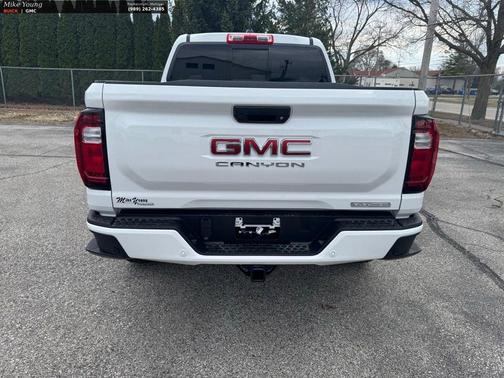 Summit White 2026 GMC Canyon Elevation