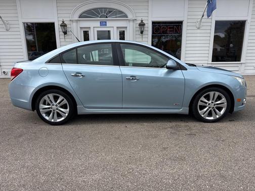 2011 Chevrolet Cruze LTZ