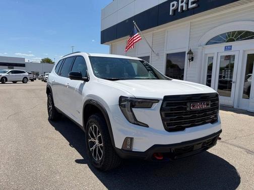 Summit White 2024 GMC Acadia AT4