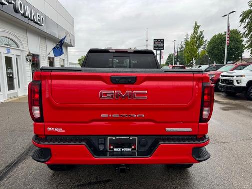 2022 GMC Sierra 1500 Elevation