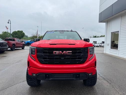 2022 GMC Sierra 1500 Elevation