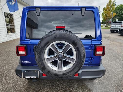 2020 Jeep Wrangler Unlimited Sahara