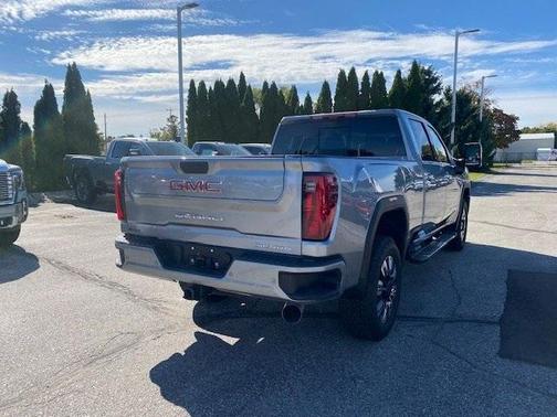 2025 GMC Sierra 2500 Denali
