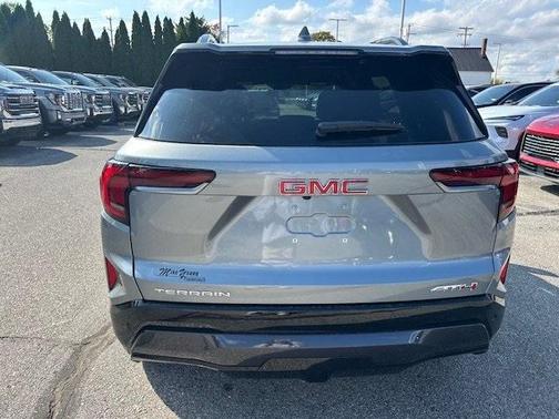 2026 GMC Terrain AWD AT4