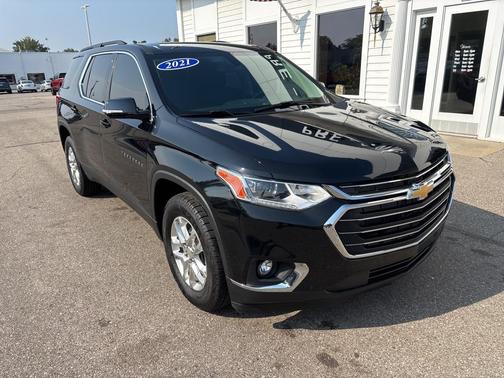 2021 Chevrolet Traverse LT Cloth