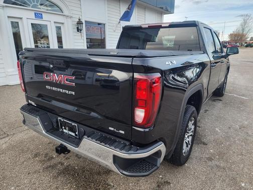 2023 GMC Sierra 1500 SLE