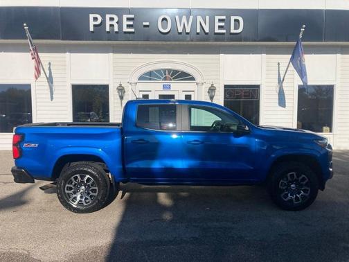 Glacier Blue Metallic 2023 Chevrolet Colorado Z71