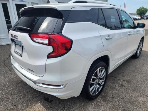 2022 GMC Terrain Denali