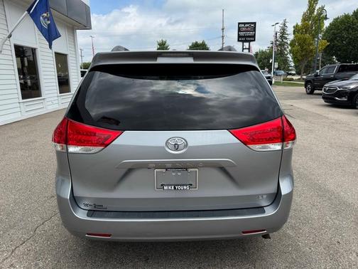 2013 Toyota Sienna