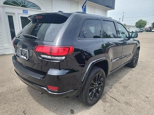 2021 Jeep Grand Cherokee Laredo X